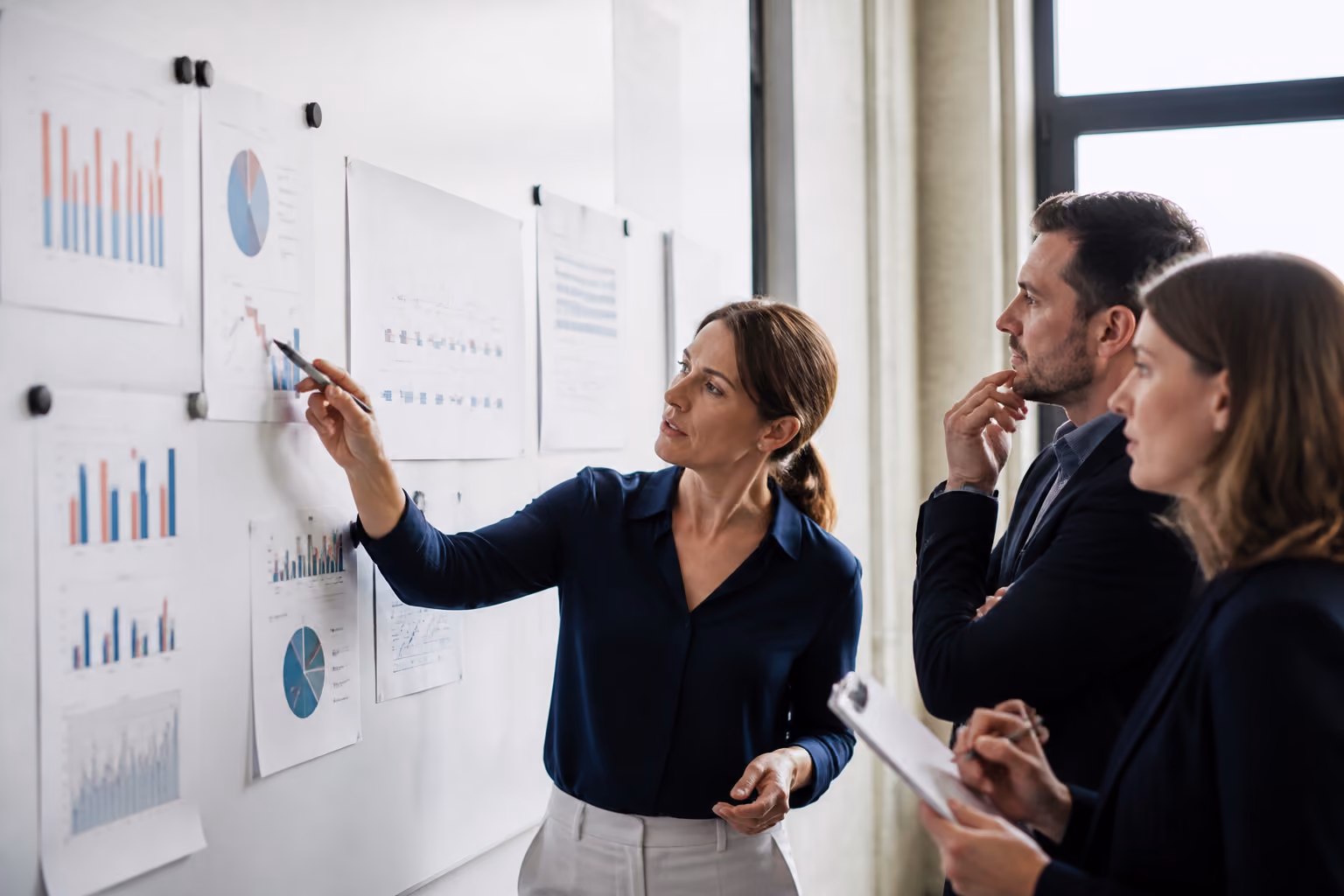 Illustration éditoriale de la formation : GÉRER ET OPTIMISER UNE RESTRUCTURATION DE SOCIÉTÉ.