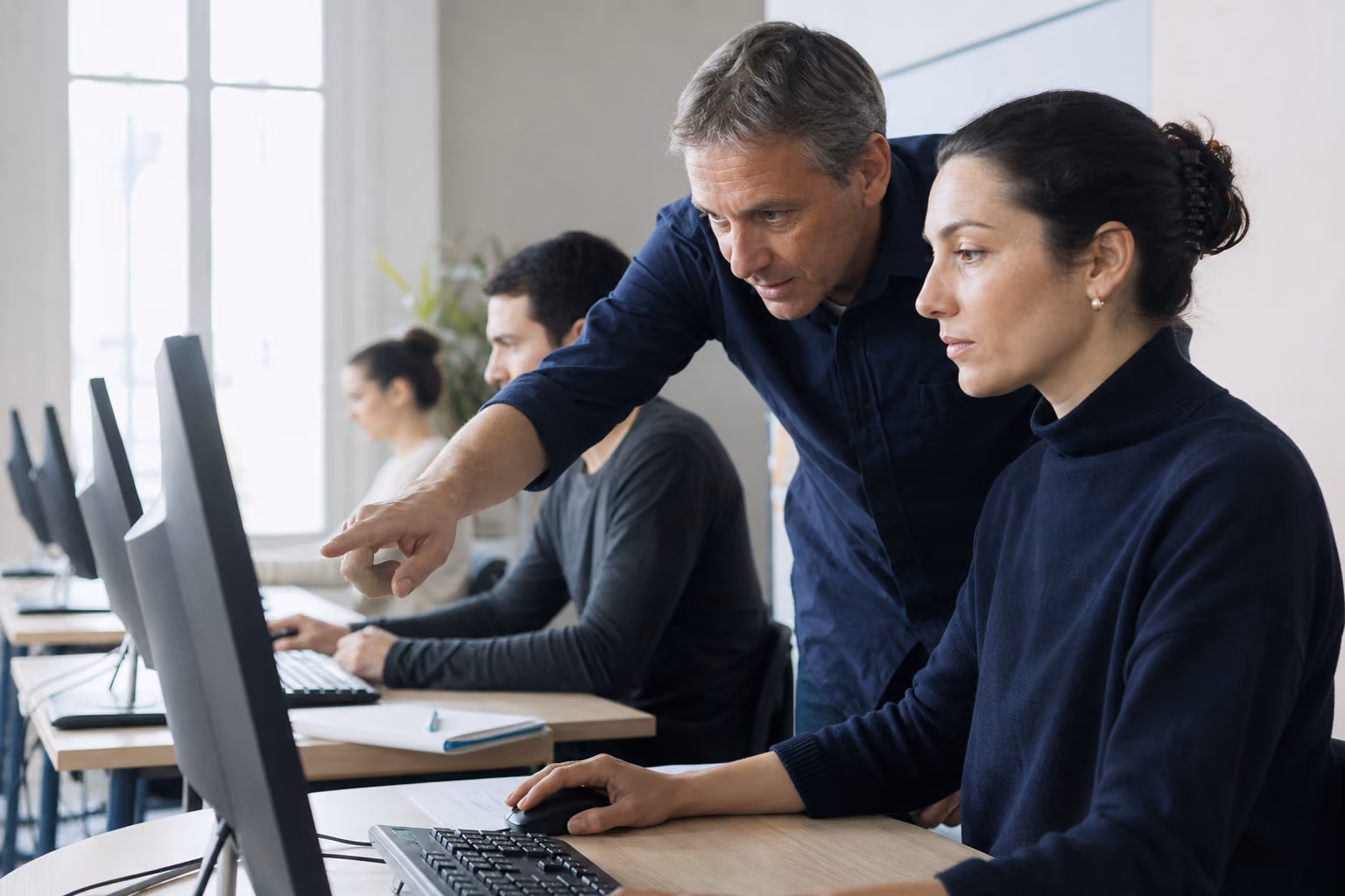 Illustration éditoriale de la formation : GESTION DE L'OUTIL INFORMATIQUE.
